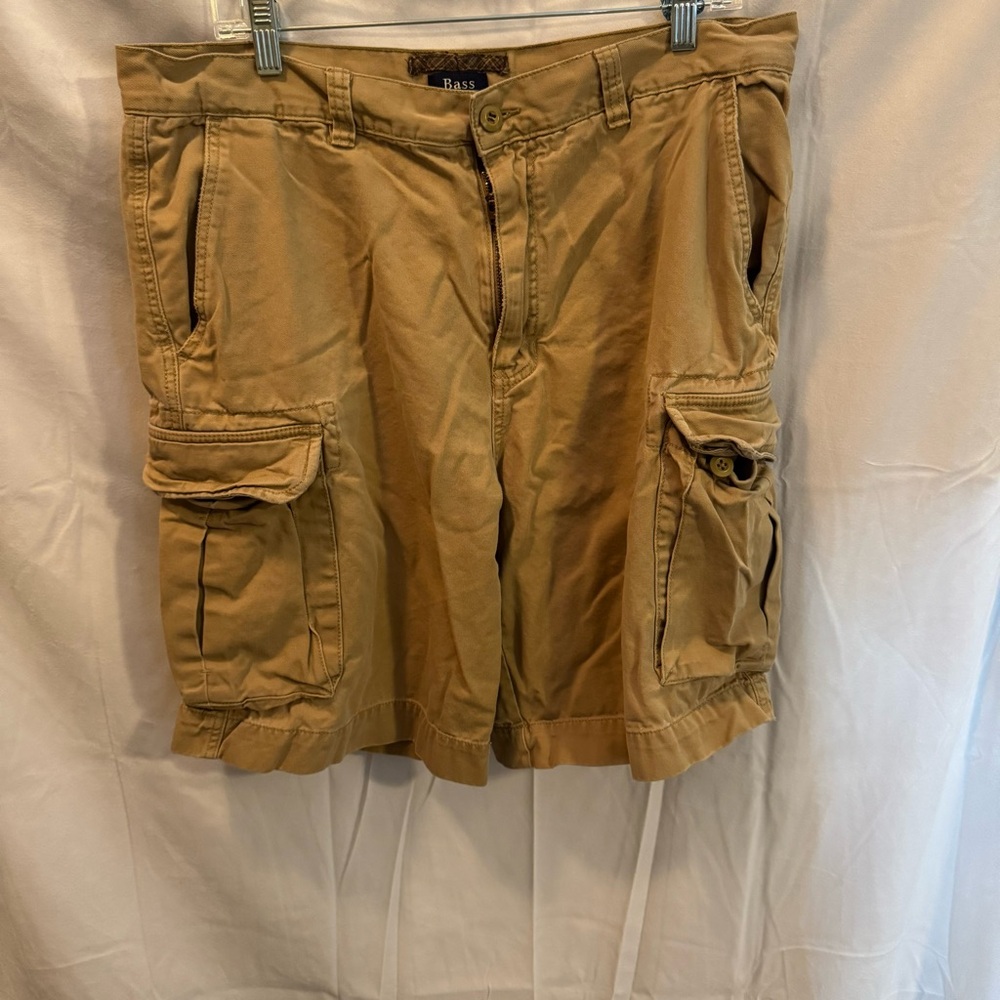 Bass Men's Tan Cargo Shorts